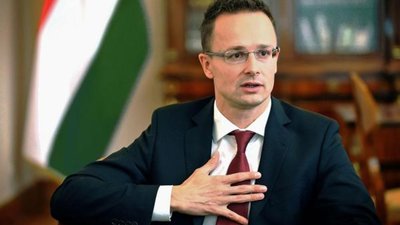 "Ми не принесемо в жертву закарпатських угорців", - глава МЗС Угорщини