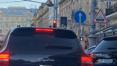 У Львові біля готелю Козловського заборонили повертати на Дорошенка