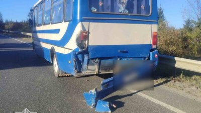 На Львівщині маршрутка потрапила у ДТП