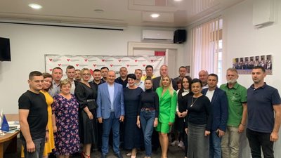 Тимошенко відзначила волонтерів на Львівщині