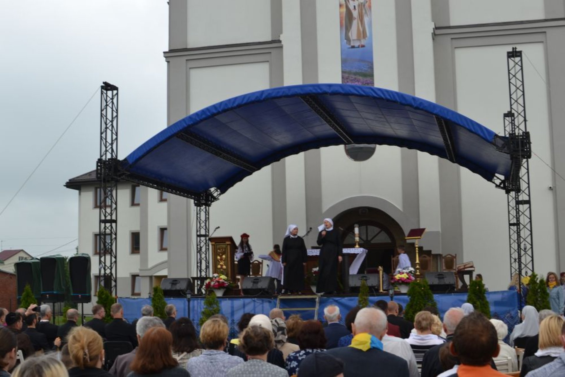 У Львові освятили пам’ятник Папі Івану Павлу ІІ, фото ЛМР