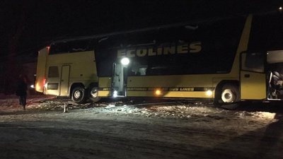 Поліція затримала водія автобуса, який скоїв лобове зіткнення з легковиком і позбавив життя мешканців чотирьох областей