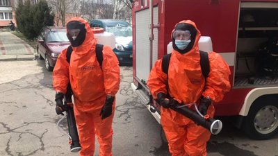 Як Трускавець дезінфікують (ФОТОРЕПОРТАЖ)