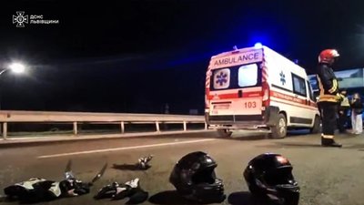 Біля Львова горіли два мотоцикли (ФОТО)