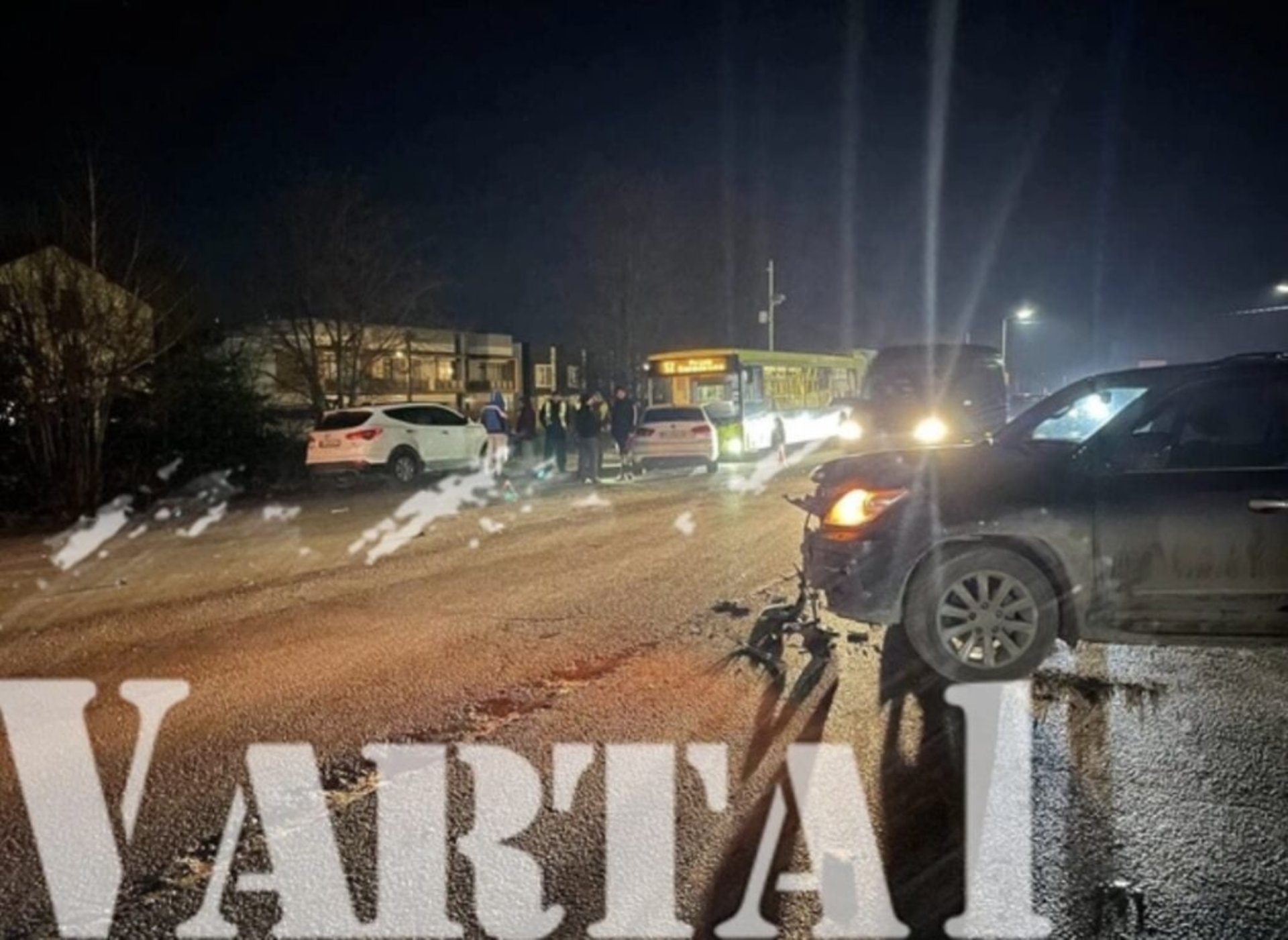 Поблизу Львова сталася потрійна ДТП за участі автобуса