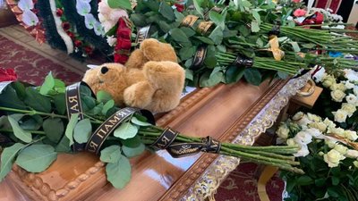 У Дрогобичі прощаються з загиблими під час обвалу будинку