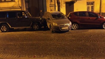 У центрі Львова п’яний водій спричинив потрійну ДТП (ВІДЕО, ФОТО)