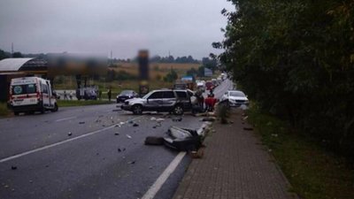 За добу на Львівщині зафіксували 10 ДТП з потерпілими
