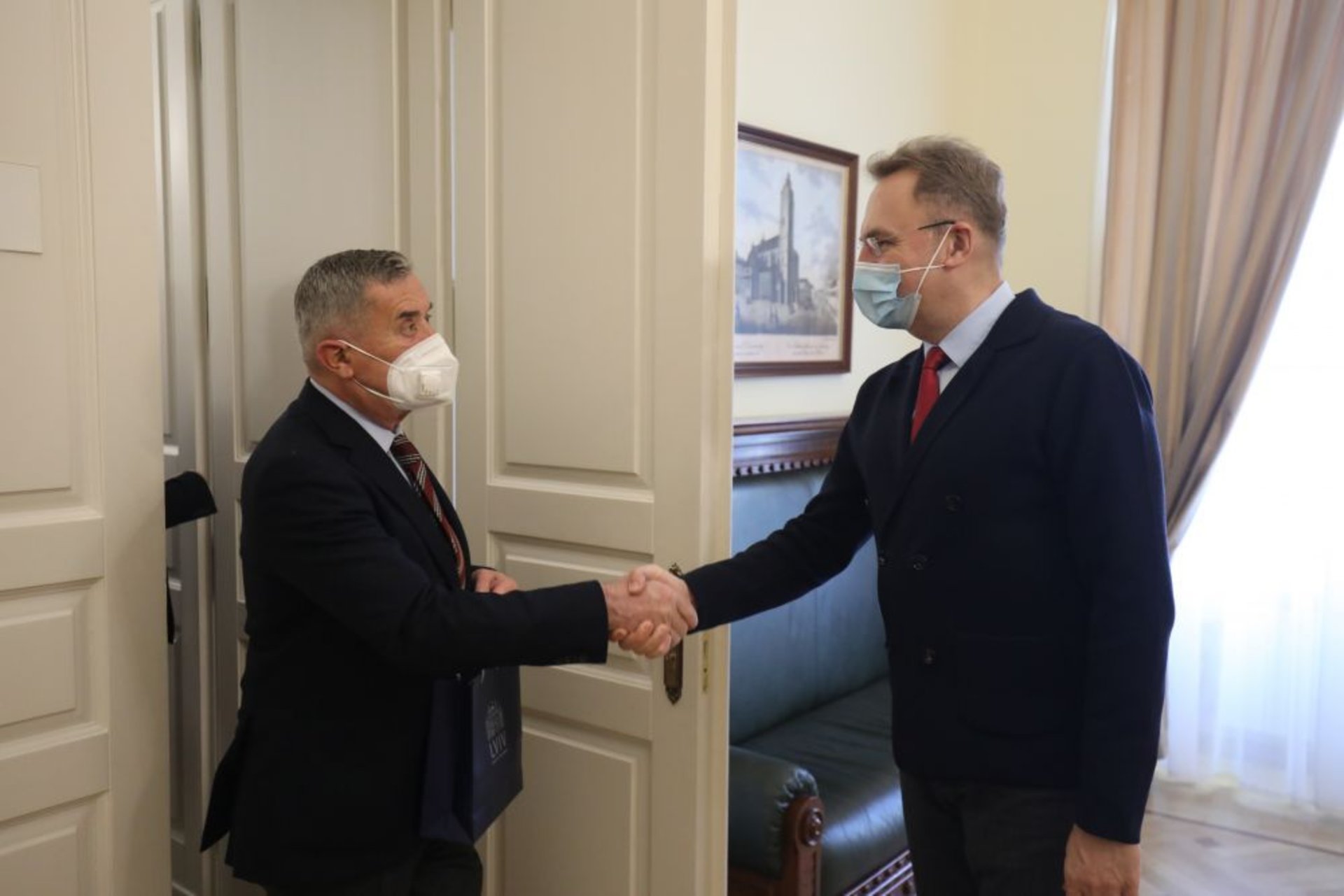 Садовий допоможе Зеленському заполонити Львів турецькою кавою
