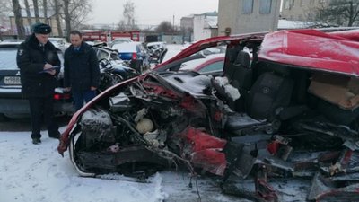 У Росії автобус з українцями протаранив фуру, є жертви