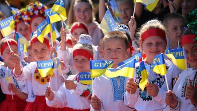 У Стрию після капітального ремонту відкрили стадіон «Сокіл»