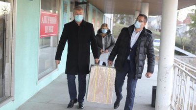 Ще дві лікарні на Львівщині отримала два кисневі концентратори від Фонду Порошенка (ФОТО)