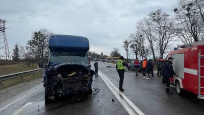 На Львівщині у ДТП загинуло двоє людей (ФОТО)
