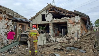 ДСНС показала фото і відео з місця падіння у Малехові