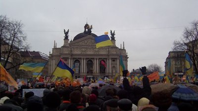 У Львові розкажуть про подальший напрямок руху України