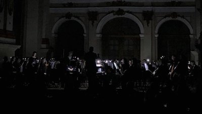 Попри відсутність світла Львівський органний зал не припинив виступ (ФОТО)