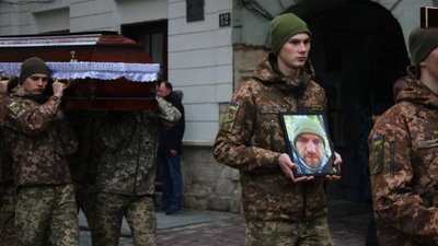 Львів провів в останню путь захисника України (ФОТО)