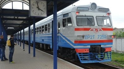 Пасажирам: поїзд «Львів-Трускавець» буде вирушати раніше