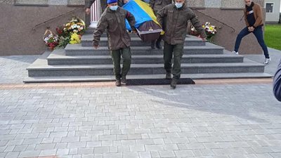 На Львівщині провели в останню путь учасника АТО (ФОТО)