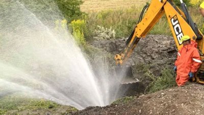 Біля Львова стався прорив головного водопроводу