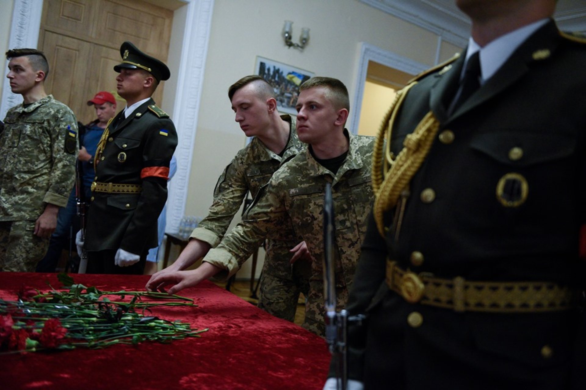 У Києві прощаються з депутатом Тимчуком. Фото: Народний фронт.