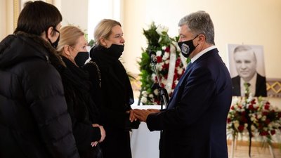Україна провела в останню путь Анатолія Зленка (ФОТО)