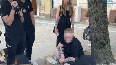 У Львові 24-річна жінка продавала наркотики через пошту (ФОТО)