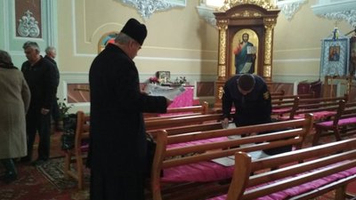 Напередодні Великодня на Львівщині рятувальники перевіряють стан пожежної безпеки храмів