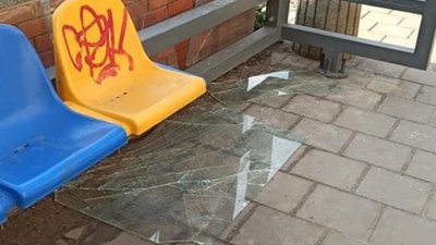 У Львові комунальники вже тиждень відпочивають (ФОТО)