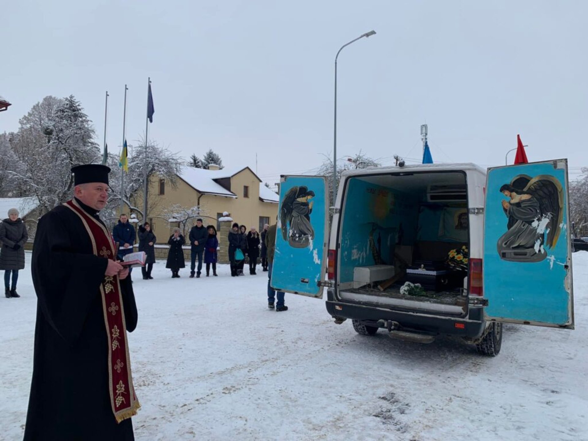 Пустомитівська громада зустріла свого Героя Руслана Нирова, фото Пустомитівська міська рада
