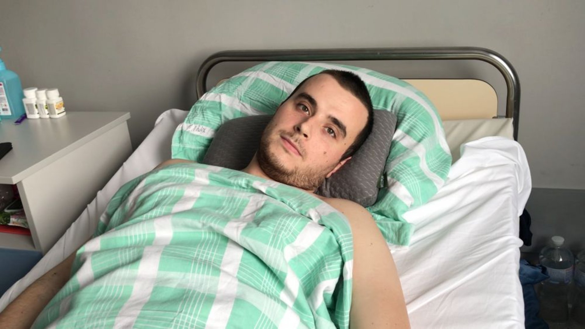У Львові хірурги пересадили нерв захиснику, аби повернути йому можливість ходити