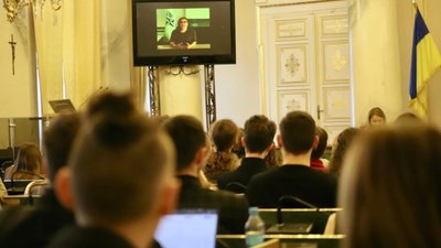 Українські студенти спробують себе в ролі парламентарів НАТО