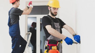 Де знайти перевіреного електрика у Львові за нормальною ціною