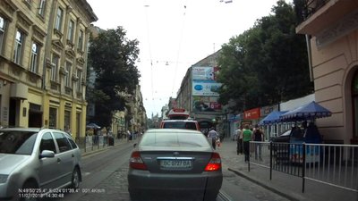 Львів'яни вимагають залишити вулицю Дорошенка доступною для автомобілів