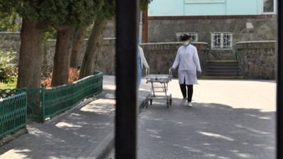 На Львівщині жінка приховала контакти із заробітчанкою та заразила медиків і  пацієнтів лікарні (ВІДЕО)