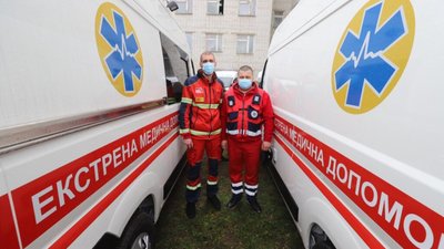 Львівщина отримала 10 карет швидкої допомоги від Національної служби здоров'я України (ФОТО)