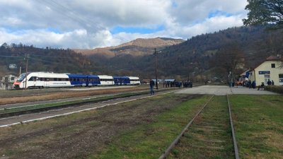 Укрзалізниця провела тестовий рейс відновленою залізницею до Румунії