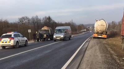 На Львівщині сталася ДТП за участі двох вантажівок (ВІДЕО)