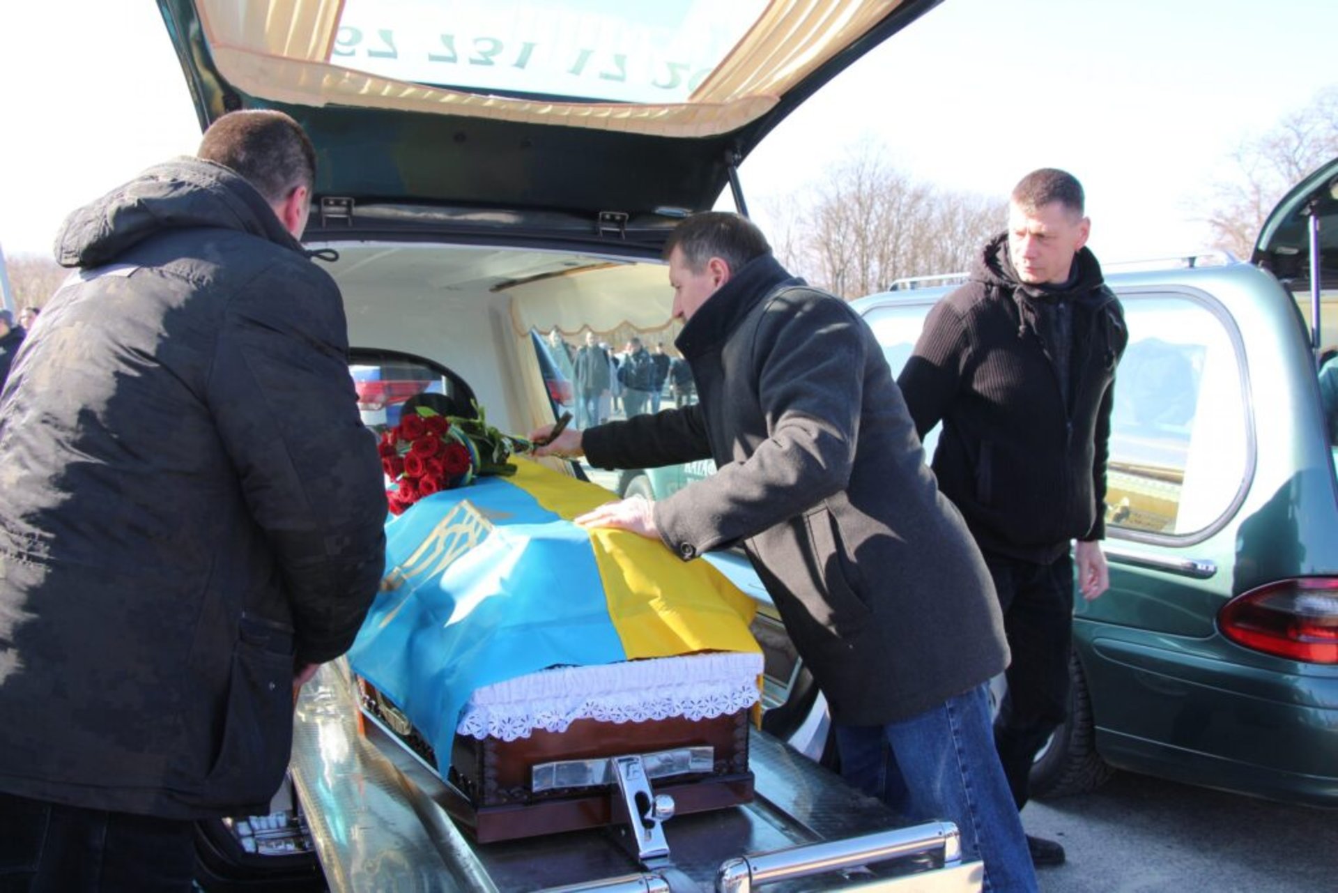 Дрогобиччина попрощалась із трьома полеглими Героями