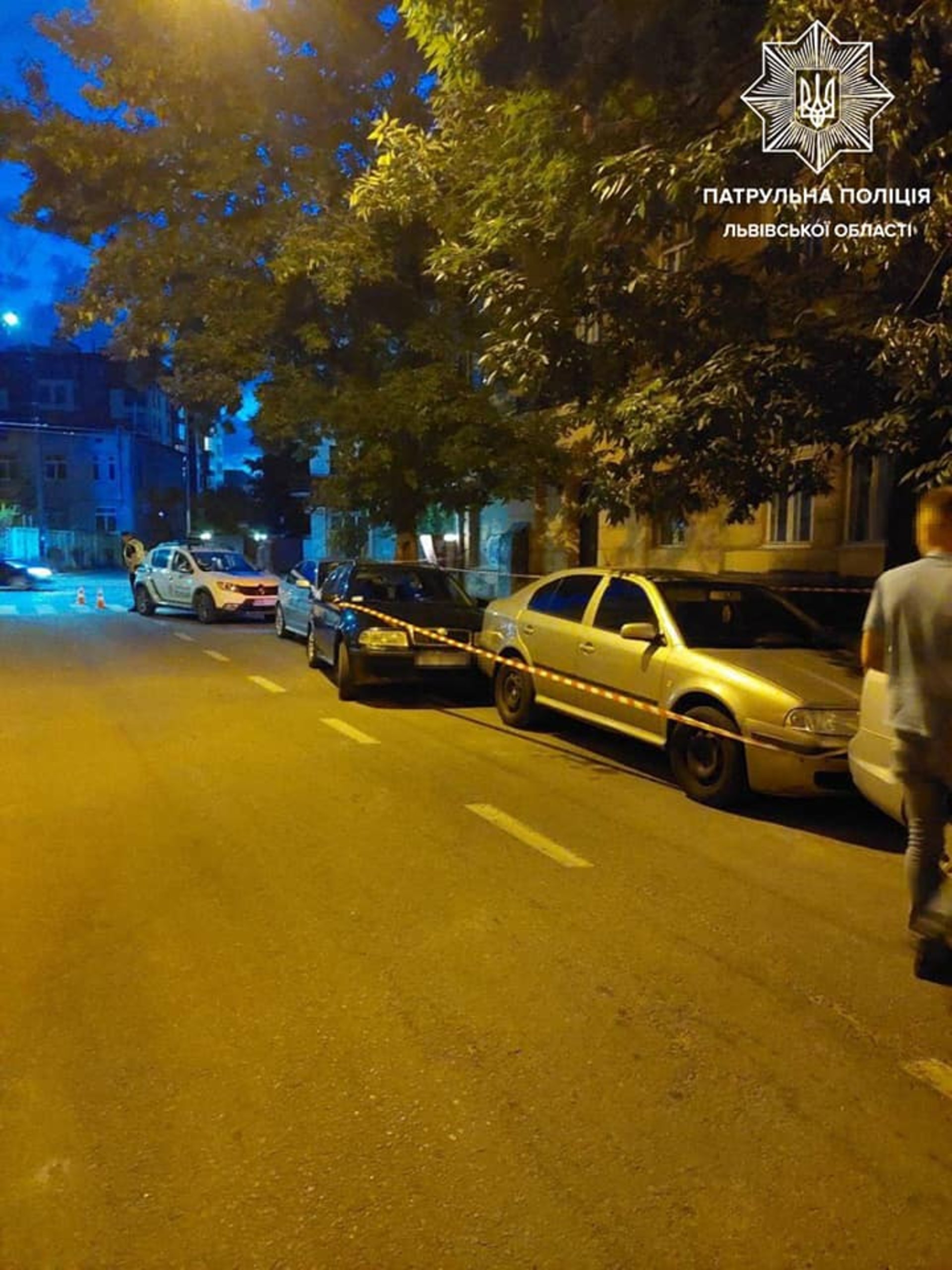 У Львові чоловік збив пішохода і вдарив три автомобілі