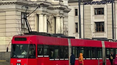 У Львові курсуватимуть червоні трамваї