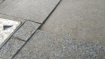 Як у Садового "відмили" гроші на ремонті площі біля головного вокзалу