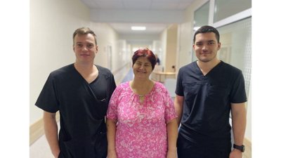 У Львові прооперували 60-річну жінку, яка майже два роки не могла зігнути коліно