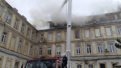 Пожежа у лікарні Львова: поліція відкрила провадження за статтею «умисне пошкодження майна»