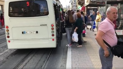 У Львові пропонують перебудувати трамвайні зупинки