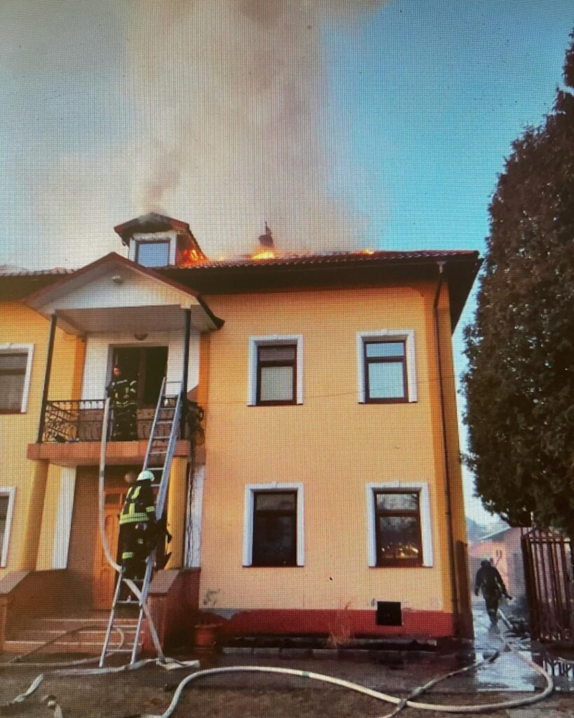 У Рудках на Львівщині горів парафіяльний дім