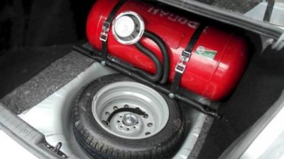 На Львівщині оштрафували водія Opel за незареєстровану газову установку в авто