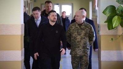 Зеленський відвідав Львівський ліцей імені Героїв Крут