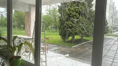 На Львівщині пʼяний чоловік пошкодив шкільне майно