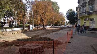 Нардепи вимагають від Садового відповідей щодо ремонту вулиці Степана Бандери (ВІДЕО)